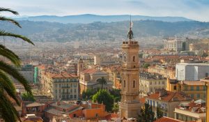 Discover the reasons to buy a property in Nice